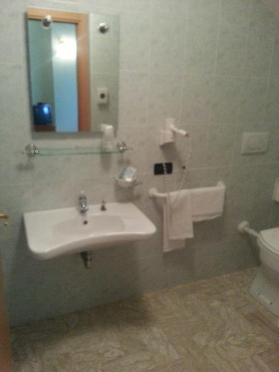 Hotel La Furnacelle Lanciano Quarto foto